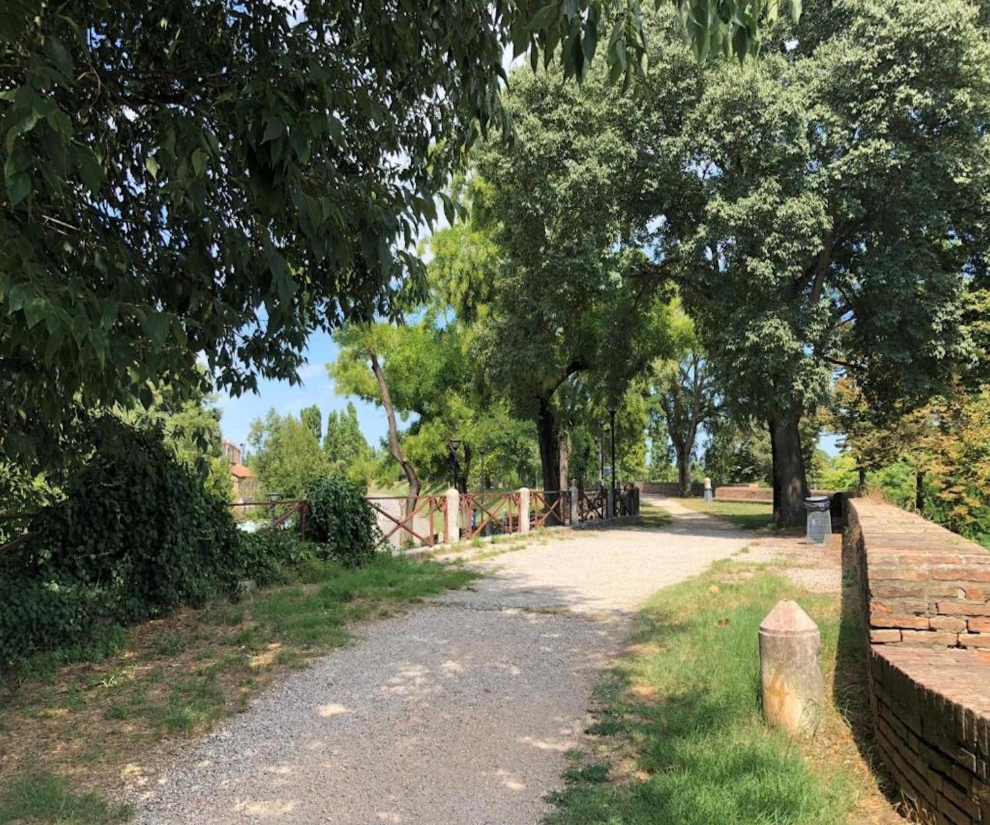 费拉拉Il Giardino Segreto公寓 外观 照片
